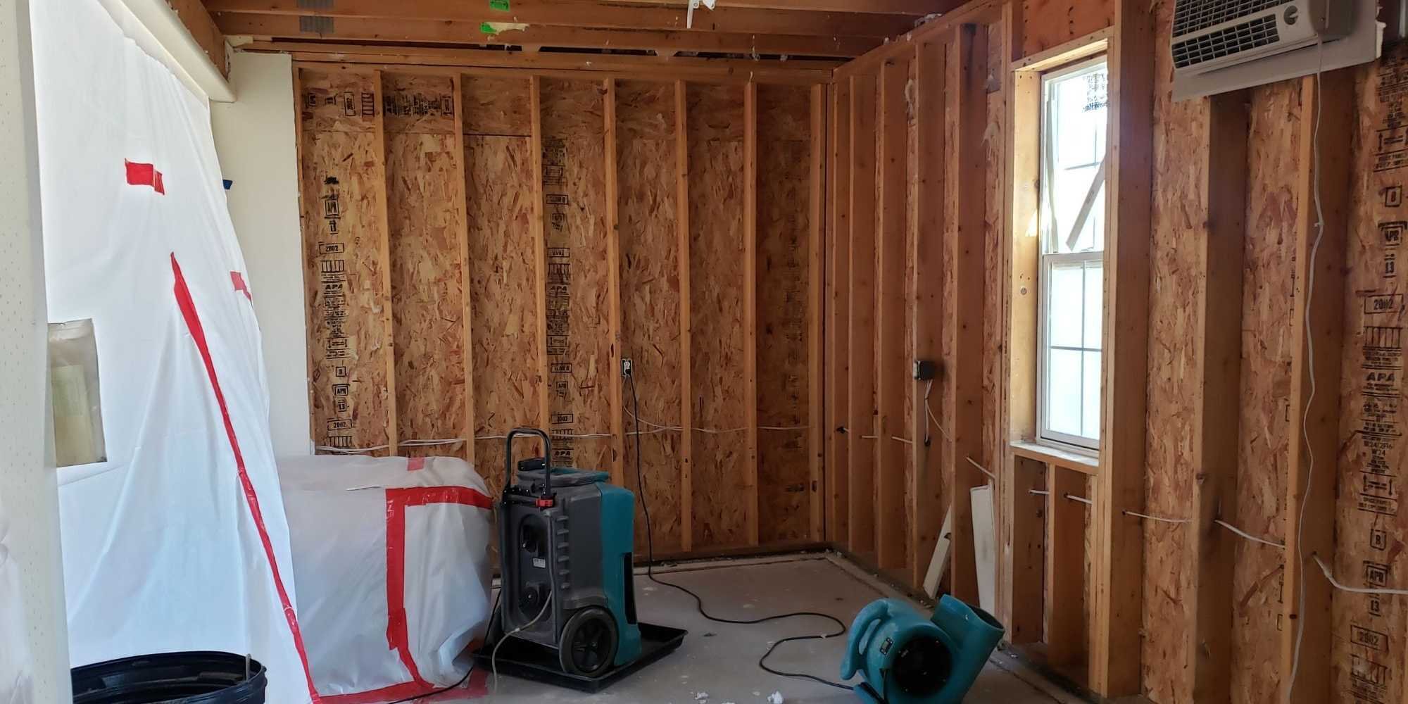 Water damage restoration and remodeling service M&G Construction in Reno