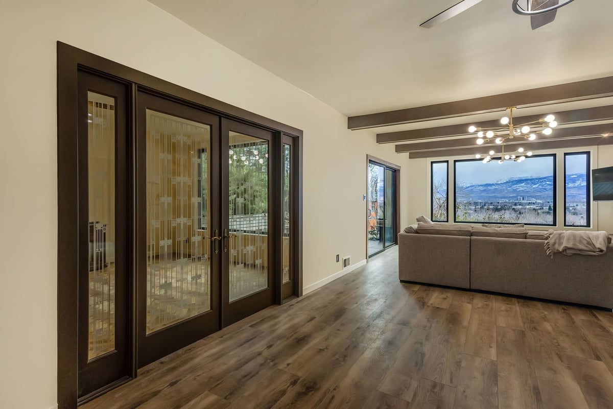 Reno custom home interior with modern wood flooring by M&G Construction